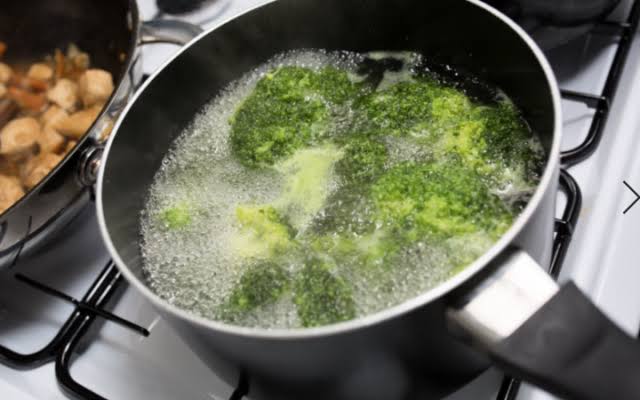 Cómo cocinar y evitar la salmonella
