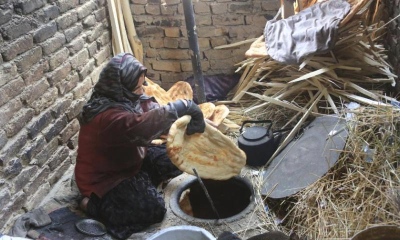 El Pan Nan y el Ritual de la Mesa Diaria